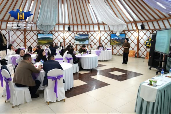 “ЖЕНДЭРИЙН МЭДРЭМЖТЭЙ МЭДЭЭЛЭХ НЬ” СУРГАЛТ БОЛЖ БАЙНА